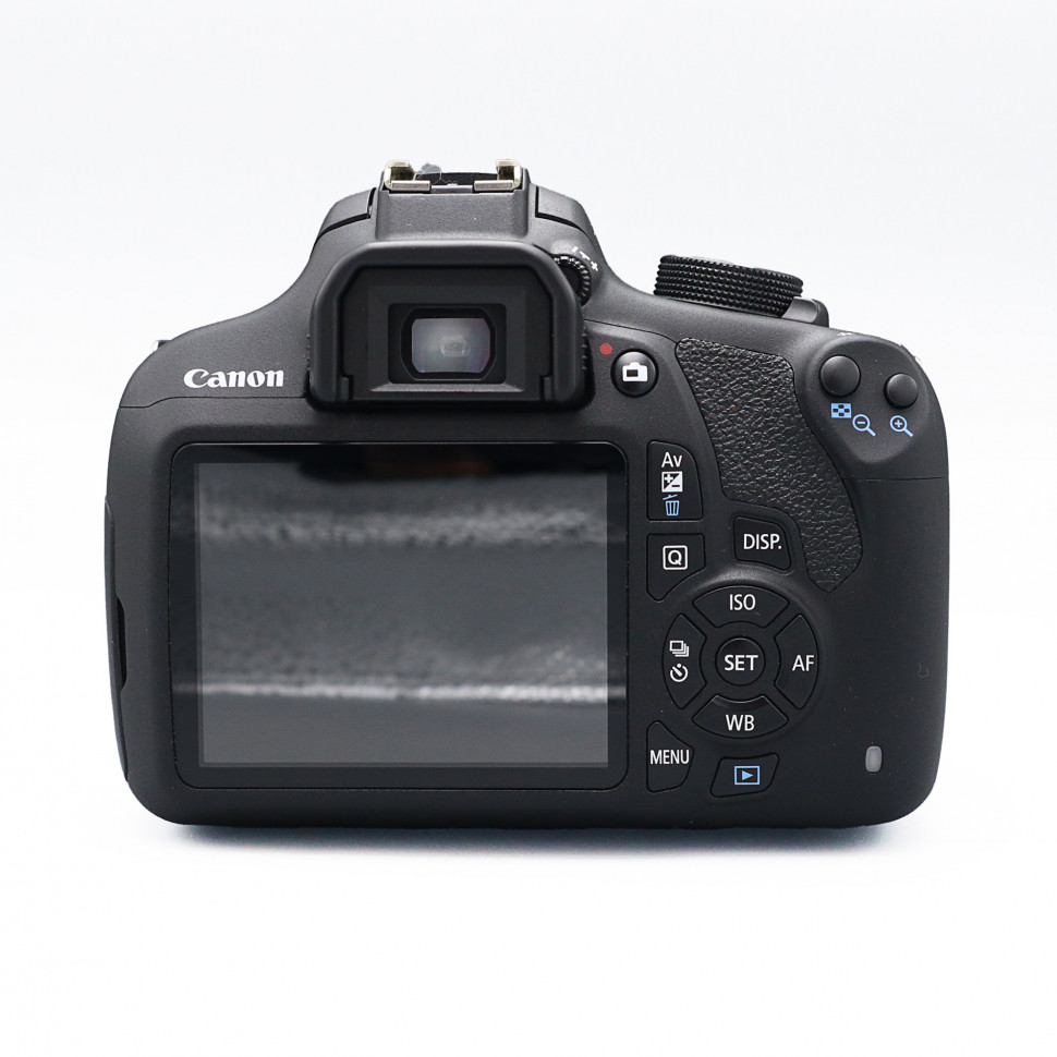 Canon EOS 1200D Kit EF-S 18-55mm III (3.500 кадров)