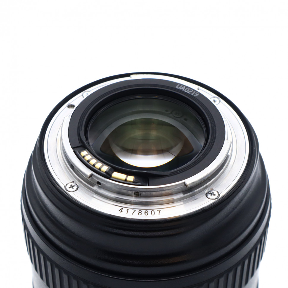 Canon EF 24-70mm f/2.8 L USM  (состояние 5-)