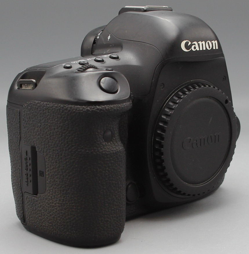 Canon EOS 5D Mark IV (914.000 кадров)