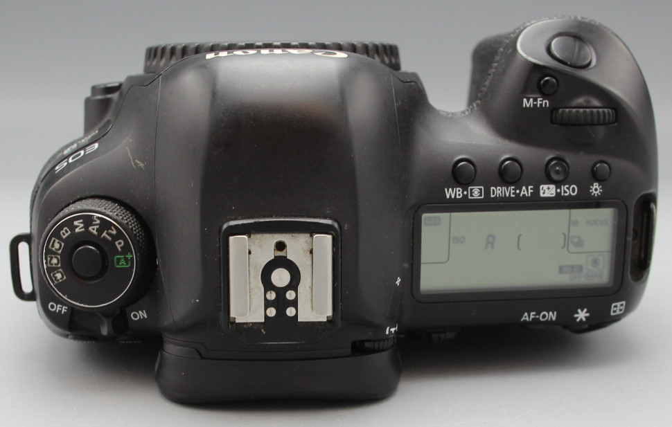 Canon EOS 5D Mark IV (914.000 кадров)