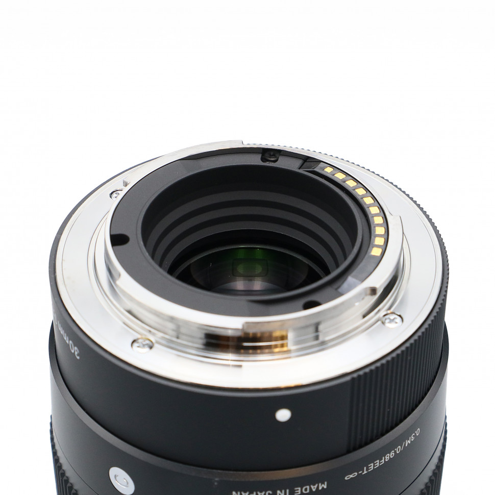 Sigma 30mm f/1.4 DC DN sony e (состояние 5)