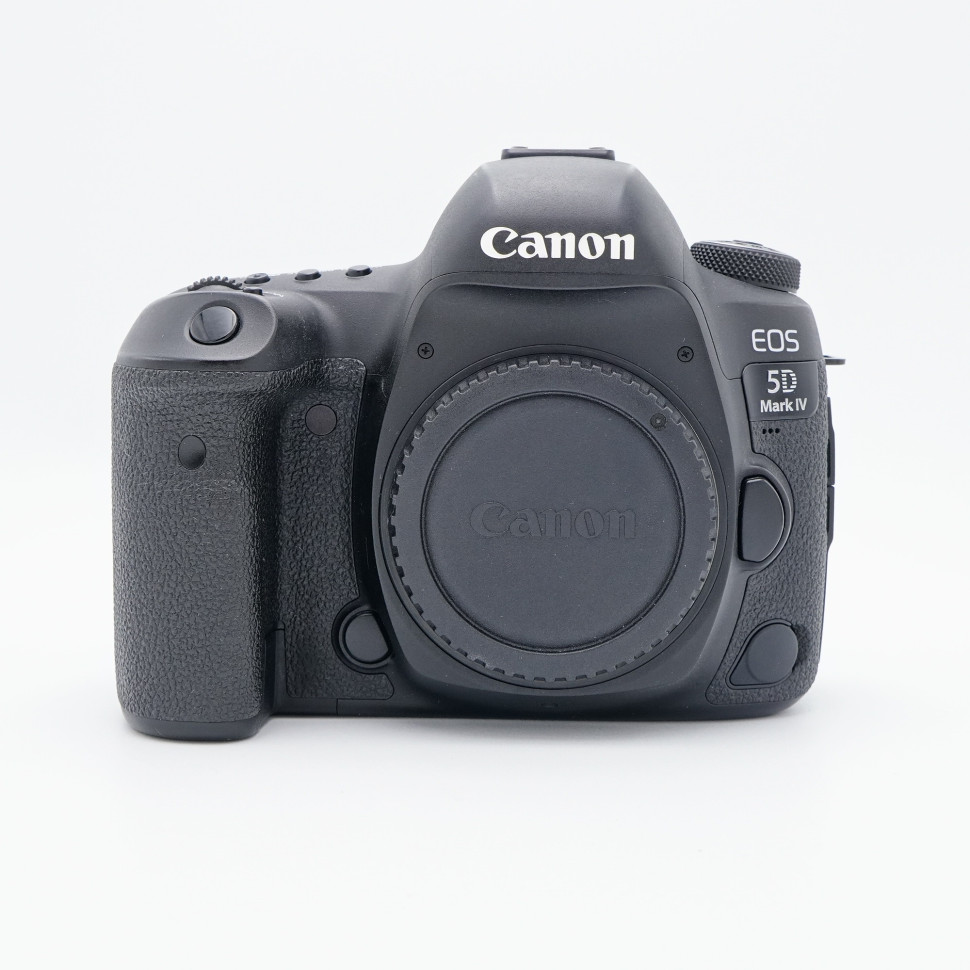 Canon EOS 5D Mark IV (38200 кадров)