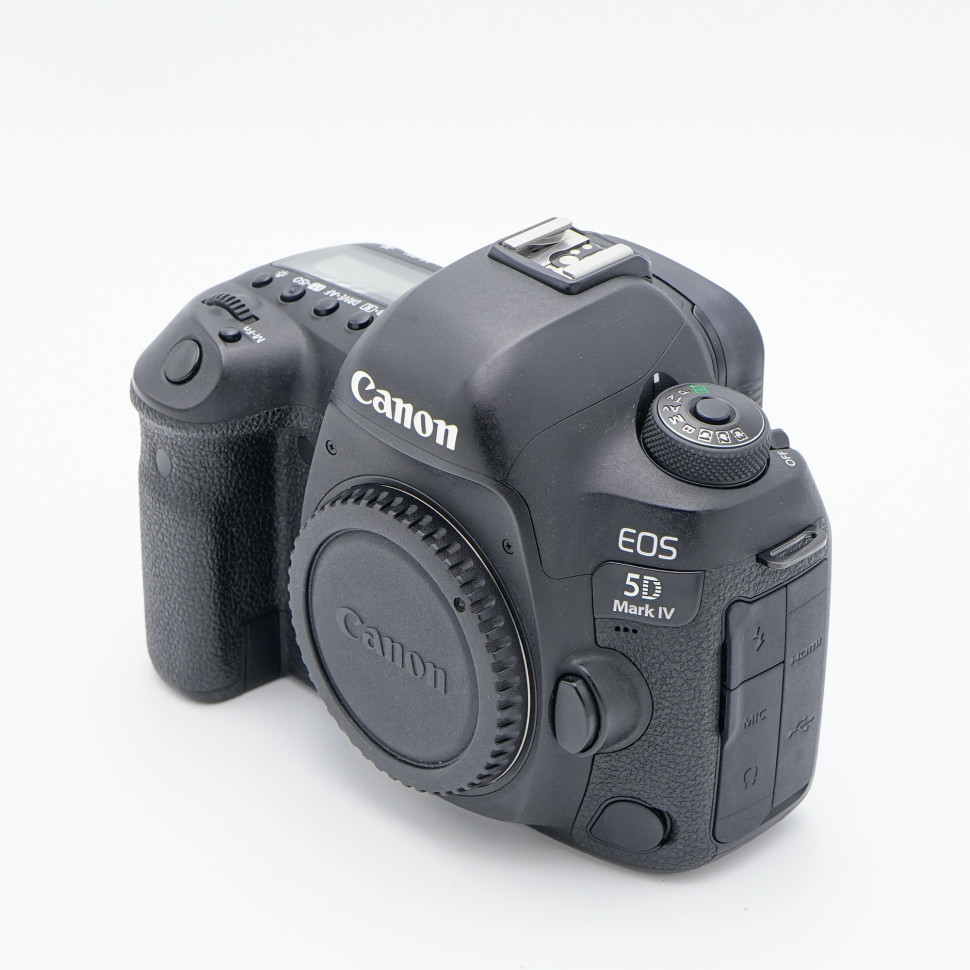 Canon EOS 5D Mark IV (38200 кадров)