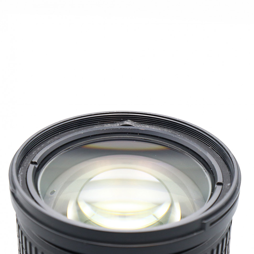 Nikon 18-200mm f/3.5-5.6G ED VR DX (состояние 2)
