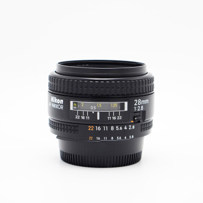 Nikon 28mm f/2.8 D AF Nikkor (состояние 5-)