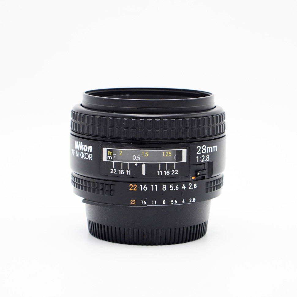 Nikon 28mm f/2.8 D AF Nikkor (состояние 5-)