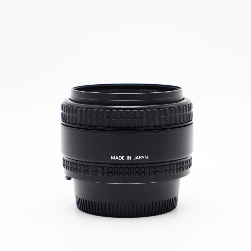 Nikon 28mm f/2.8 D AF Nikkor (состояние 5-)