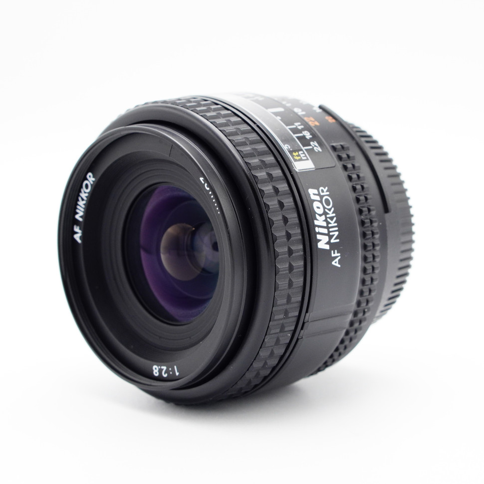 Nikon 28mm f/2.8 D AF Nikkor (состояние 5-)