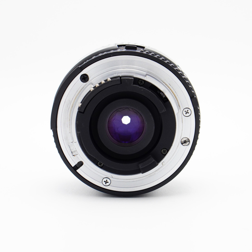 Nikon 28mm f/2.8 D AF Nikkor (состояние 5-)