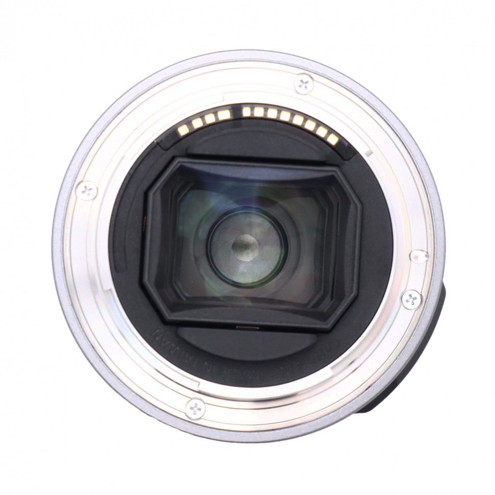 Canon RF 28mm f/2.8 STM (Like new)