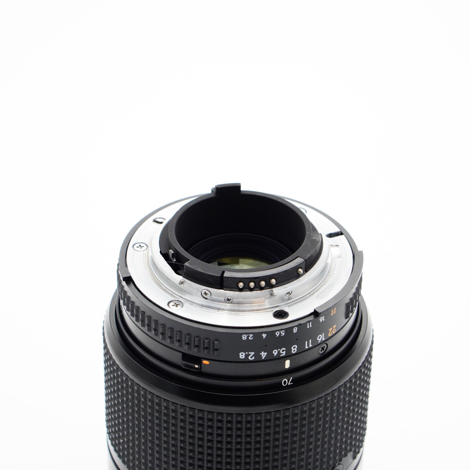 Nikon 35-70mm f/2.8 AF Nikkor (состояние 5-)
