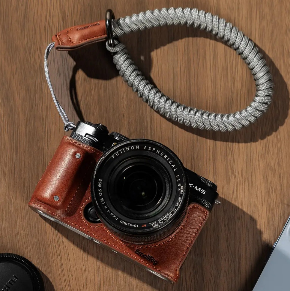 Чехол SmallRig Camera Leather Half Kit для Fujifilm X-M5 Коричневый