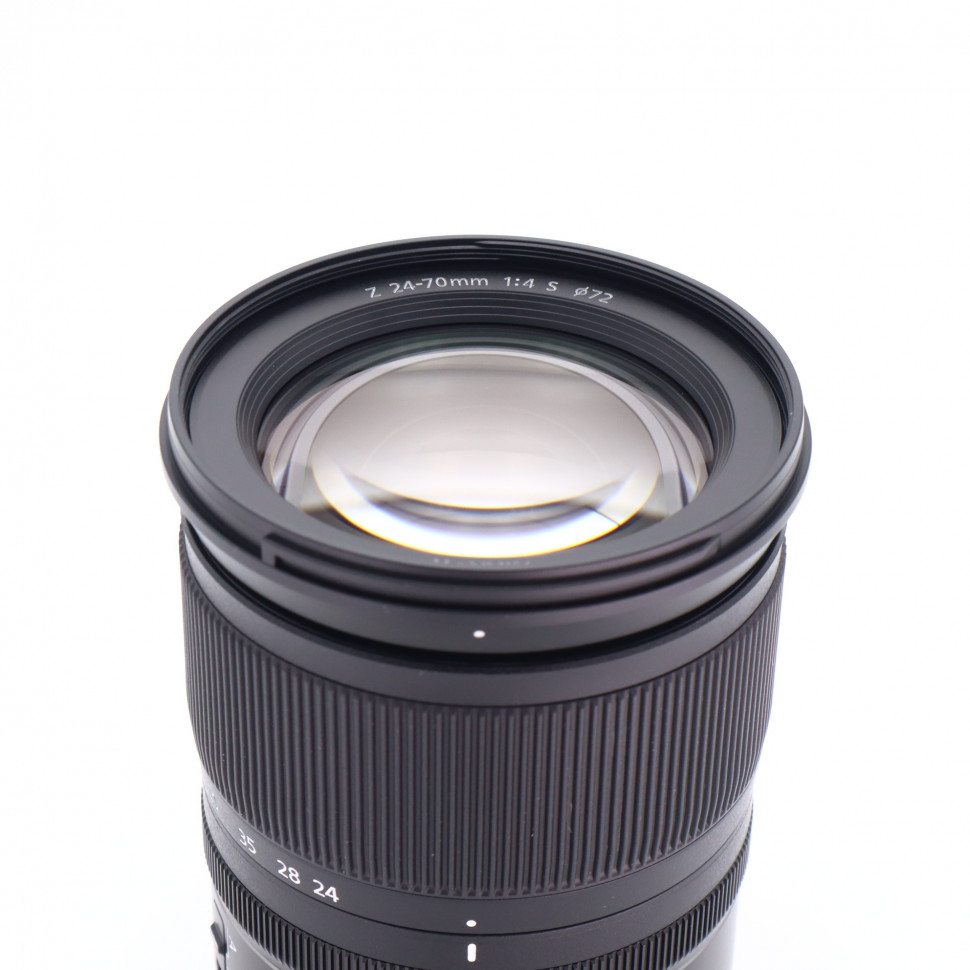 Nikon Z 24-70mm f/4 S  (витринный экземпляр)