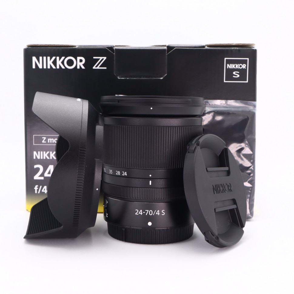 Nikon Z 24-70mm f/4 S  (витринный экземпляр)