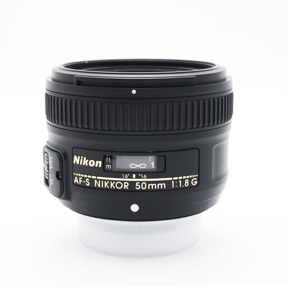 Nikkor AF-S 50mm f/1.8G  (состояние 5-)