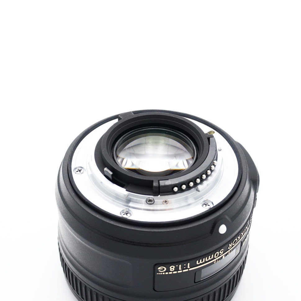 Nikkor AF-S 50mm f/1.8G  (состояние 5-)